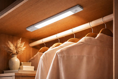SmartLight - LED do szafy z czujnikiem ruchu